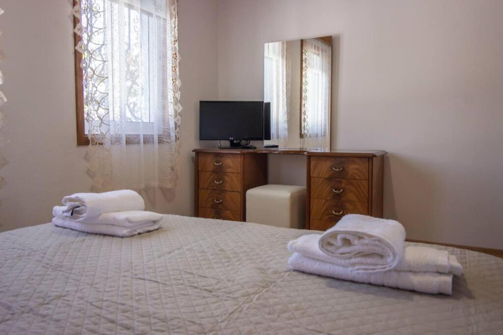 Appartement Emblematic House 3 à Gjirokastër Extérieur photo