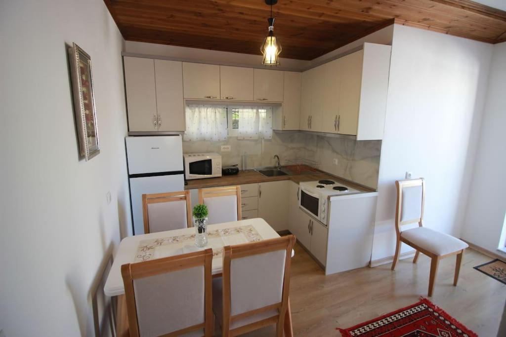 Appartement Emblematic House 3 à Gjirokastër Extérieur photo